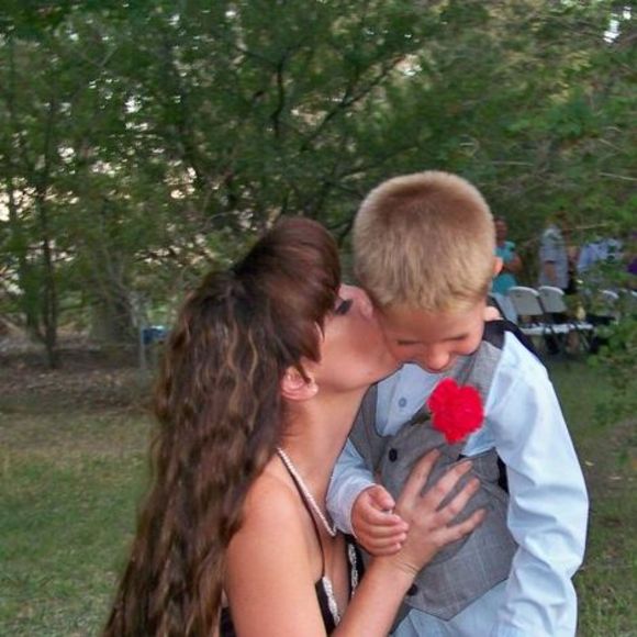 Meet your Posher, Tina - Picture 1 of 1